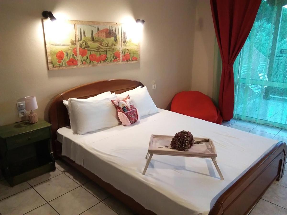 Nikos Victoria Hotel สเกียธอสทาวน์ ภายนอก รูปภาพ